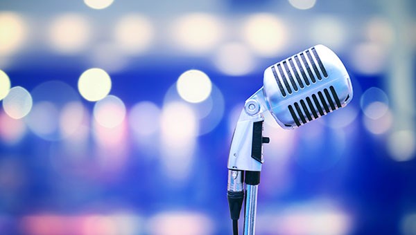 Microphone © Shutterstock