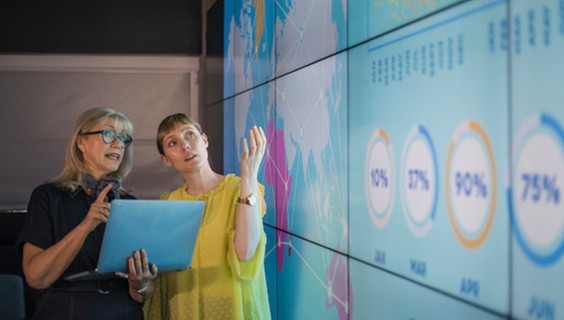 We need more female mentors