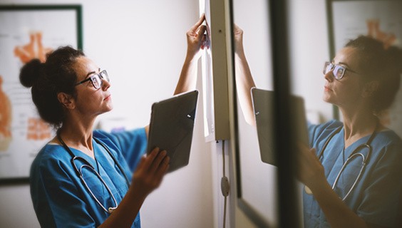 4 initiatives making it easier for researchers & health professionals to access research