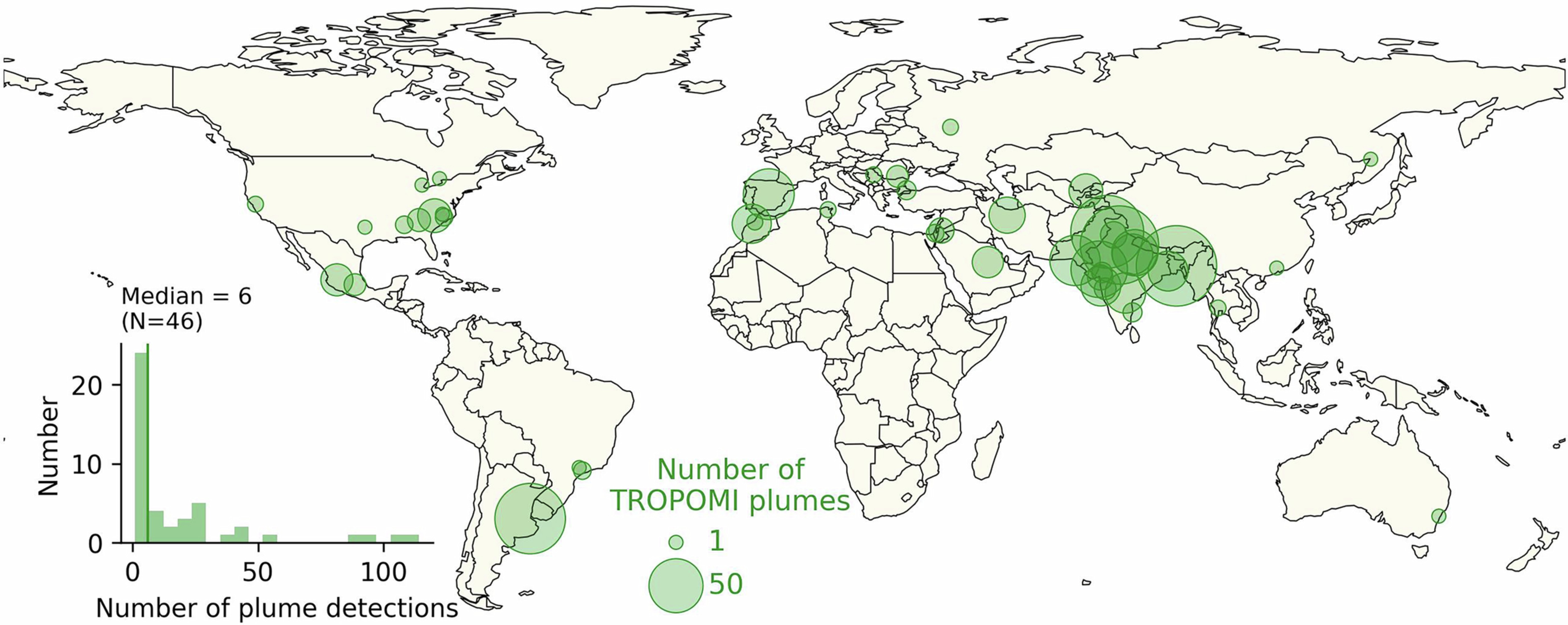 Extended Data Fig. 1: Map of the number of urban-scale methane emission plumes detected in TROPOMI data.