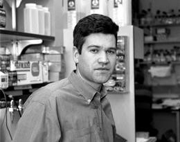 Biologist spared jail for grant fraud | Nature