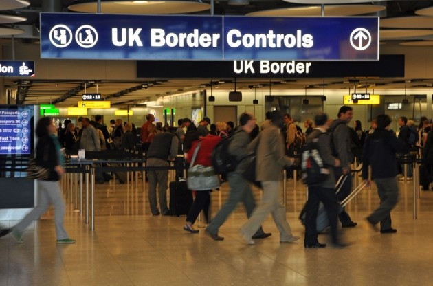 UK visa problems worry scientists | Nature