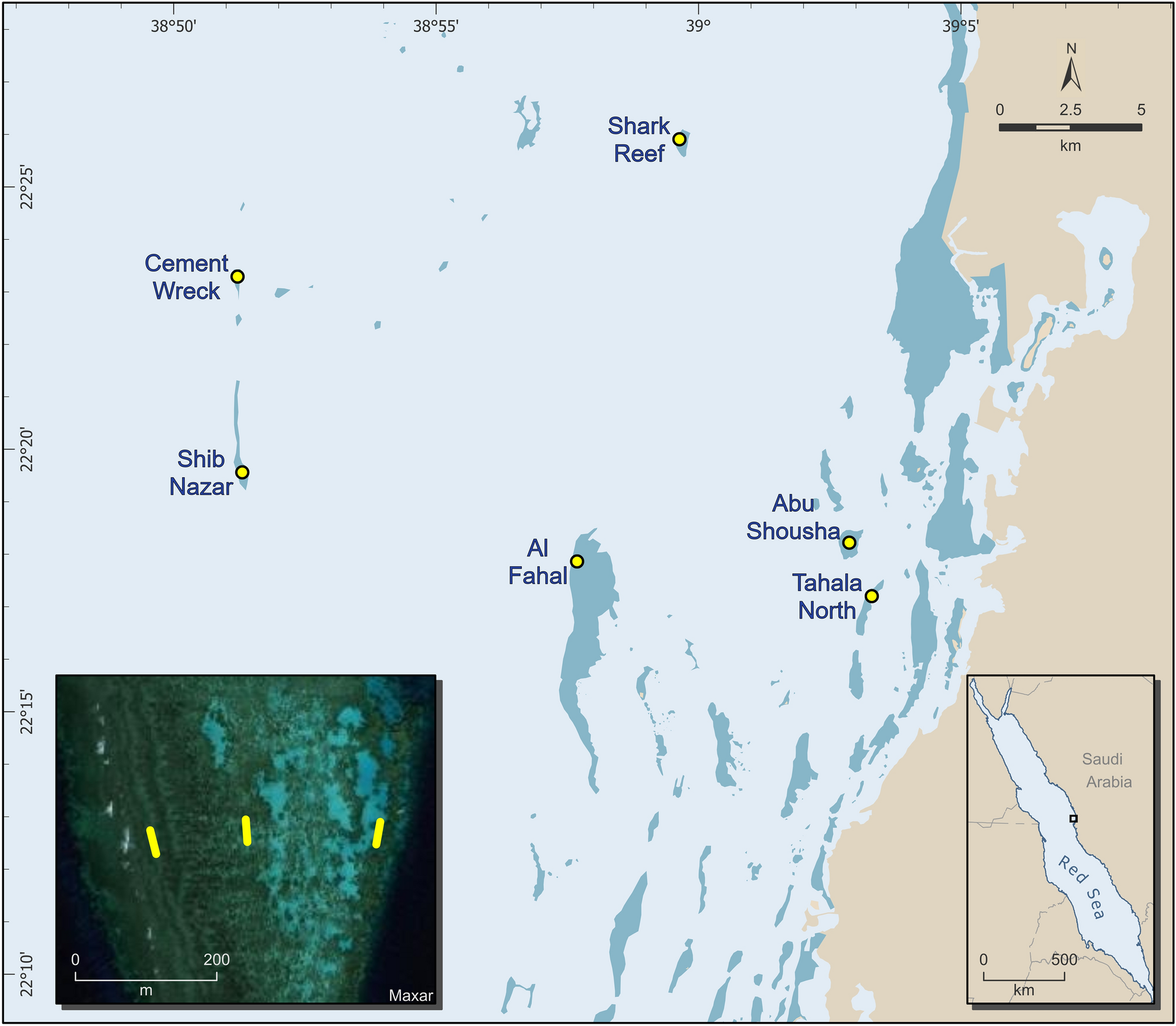 Map of the study area with location of the sites with red coral (red