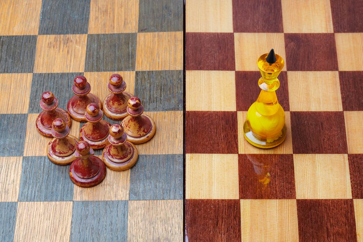 Italian opening on a chessboard Stock Photo - Alamy