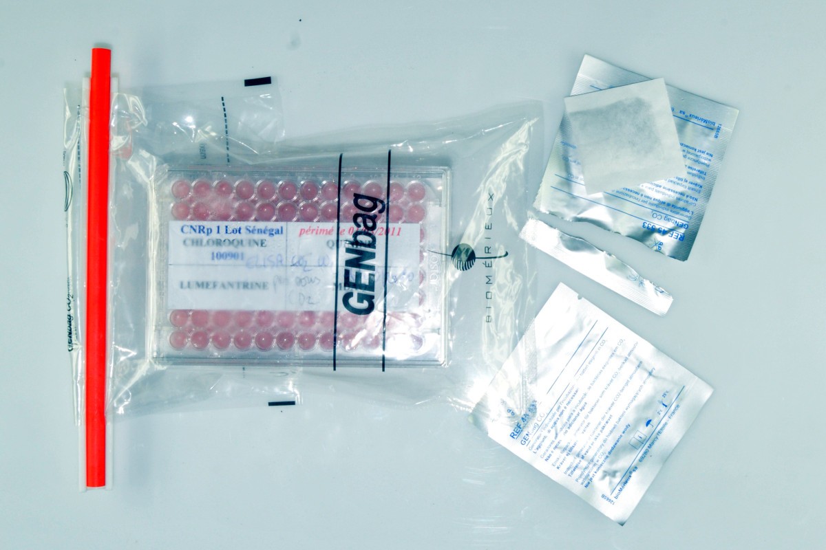 Use of the atmospheric generators for capnophilic bacteria GenbagCO2