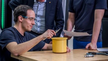 Containment Shells Made of High-Performance Ceramics 