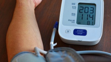 Digitales Blutdruckmessgerät