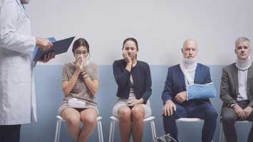 Pateinten im Wartezimmer