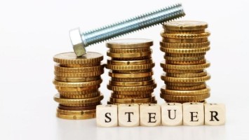 Geld_Schraube_Steuer