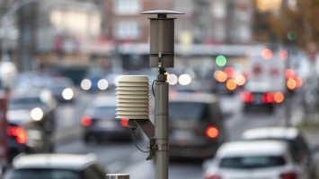 Durch Luftverschmutzung stark belastete innerstädtische Straße in Essen