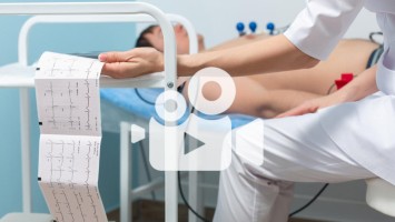 Kardiogramm wird ausgedruckt
