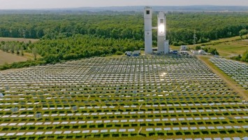 Advanced Ceramic Materials for Solar Fuel Technology