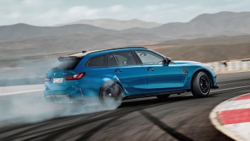 BMW M3 CS Touring