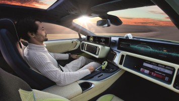 ZF Lifetec offers the e.Locking feature allowing the seat belt to be locked electrically for the first time.