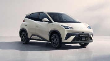 BYD Dolphin Surf
