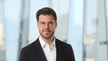 Dr. Christoph Schneider