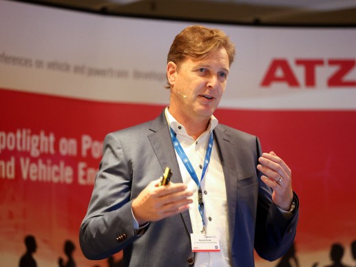 Bernd Korte, Vice President Research and Development Original Equipment Passenger and Light Truck Tires bei Continental
