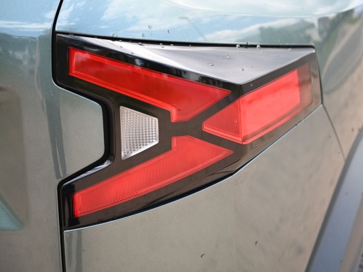 Dacia Duster Hybrid 140 "Extreme"