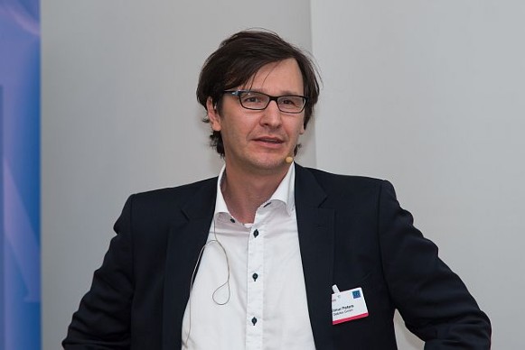 Timur_Peters_Debitos