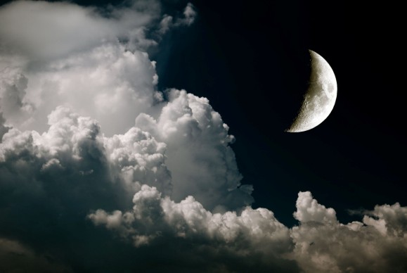 Mond_Nachthimmel_Fotolia_Alexandr Ozerov  