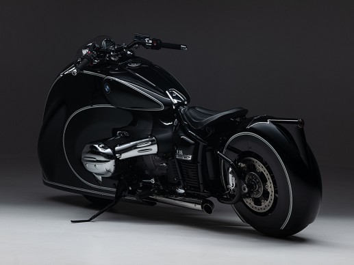 BMW R 18 "Spirit of Passion“ von Kingston Custom