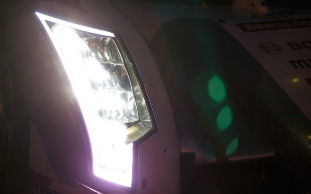 Die LED-Scheinwerfer des Audi R18 E-tron Quattro mit Matrix-Beam