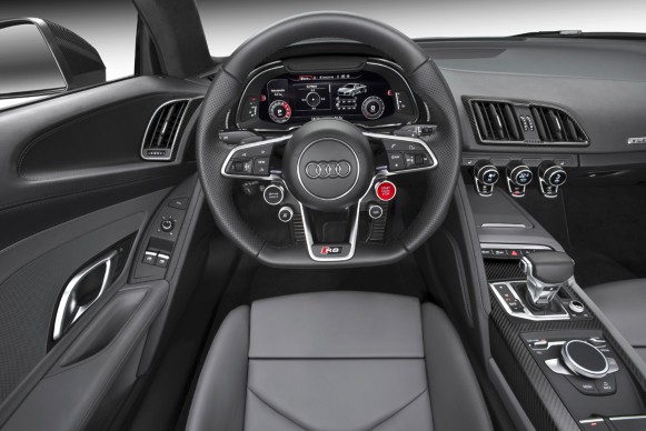 Cockpit im Audi R8