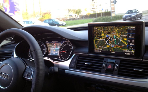 Virtuelles Cockpit und 8-Zoll-Display im Audi A6