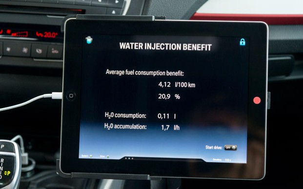   BMW Group, Innovationstage Efficient Dynamics 2015: Direkt Wassereinspritzung Technologie.