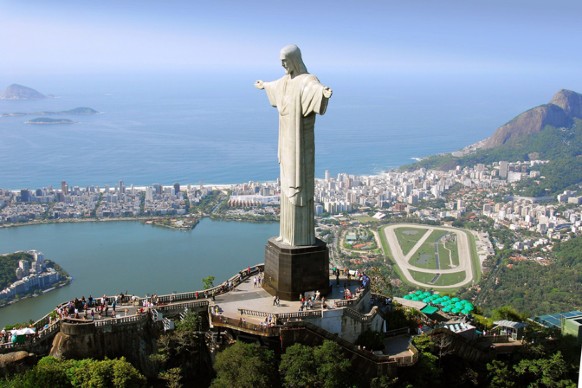 Zuckerhut mit Jesusstatue in Rio de Janeiro