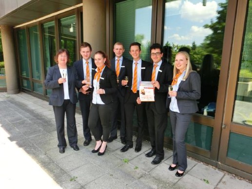 2. Platz beim Bankfachklasse-Award 2014: das Team der Volksbank Forchheim
