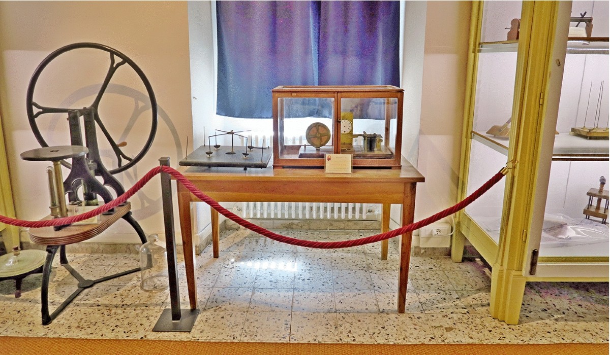 Alessandro Serpieri and his seismographs: innovations in late  nineteenth-century Italian seismology | The European Physical Journal H, image size:1200x700