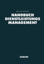 Dienstleistungsmanagement als unternehmerische Herausforderung — Eine Einführung in das Handbuch