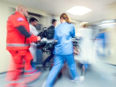 Das Sollten Ms Kranke Wahrend Der Covid Pandemie Beachten Springermedizin De