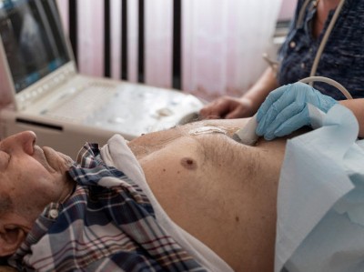 Ultraschall bei einem älteren Patienten
