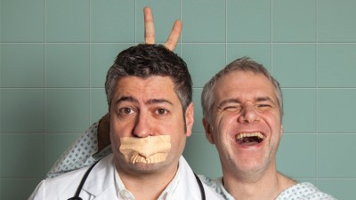 Ronny Tekal mit zugeklebtem Mund 