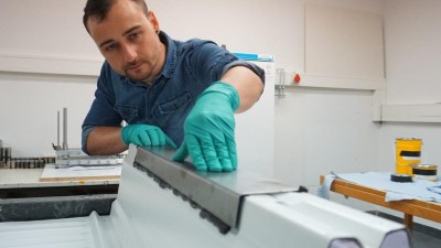 Parkhäuser mit Klebstoffen sanieren