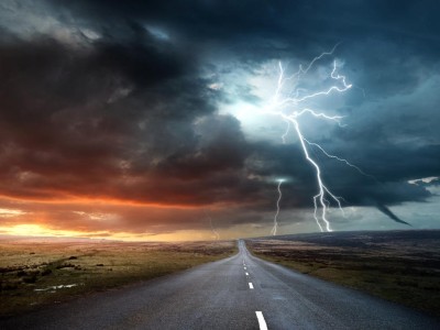 Gewitter mit Blitzschlag