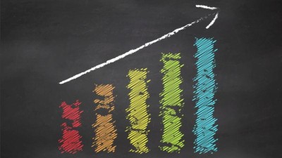 tafel_Pfeil_Erfolg_61200277 Fotolia