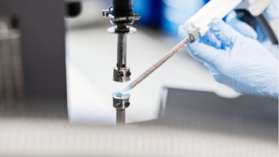 Neue biobasierte und “entklebbare“ Klebstoffe