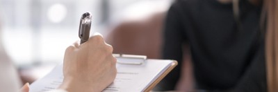 Psychotherapie Klientin und Therapeut*in