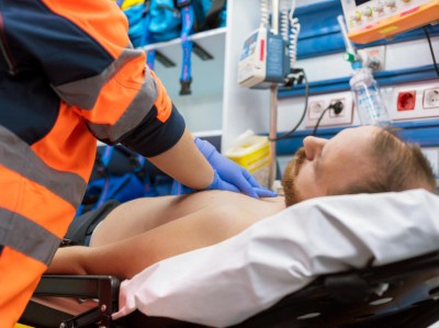 Reanimation im Rettungswagen