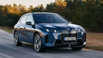 BMW iX xDrive60 Facelift