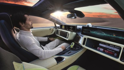 ZF Lifetec offers the e.Locking feature allowing the seat belt to be locked electrically for the first time.