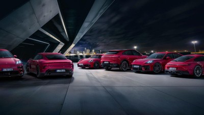 Weakening demand at Porsche leads to a change of direction in powertrain systems.