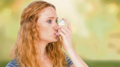 Allergikerin mit Spray