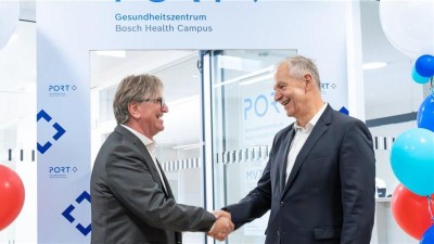 Baden-Württembergs Gesundheitsminister Manfred Lucha (li.) und Professor Mark Dominik Alscher, Geschäftsführer des Bosch Health Campus