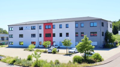 Neues Schulungszentrum für klebtechnische Weiterbildungen eröffnet 