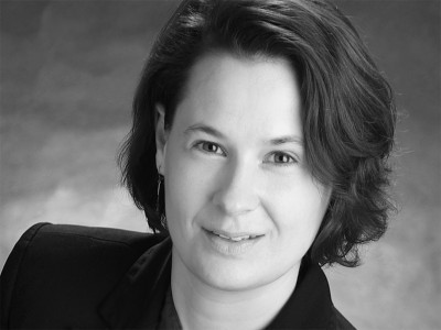 Porträtfoto von Springer-für-Professionals-Redakteurin Andrea Amerland