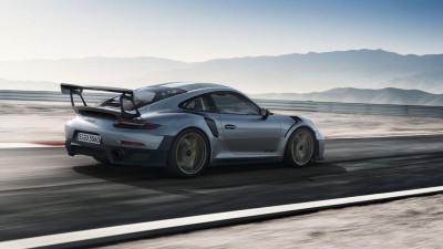 Fahrzeugtechnik Porsche 911 Gt2 Rs Bietet Motorsport Fur Die